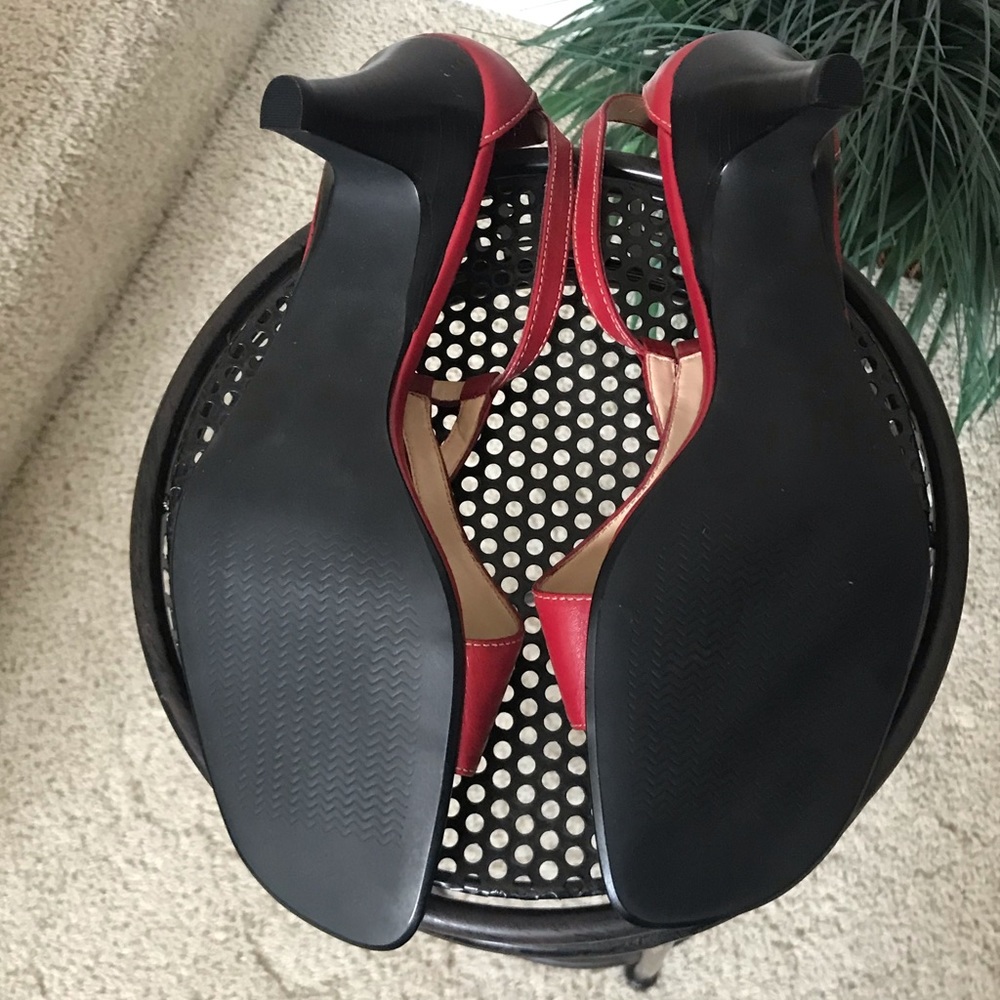🆕 Chadwicks Red 2-3/4” Tapered Heels - Picture 3 of 7